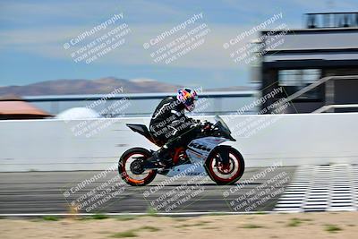 media/Mar-25-2024-Moto Forza (Mon) [[8d4319bd68]]/3-Intermediate Group/Session 4 (Front Straight Speed Pans)/